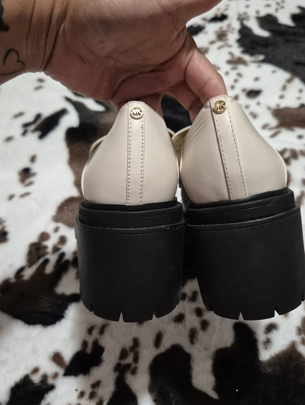 Michael Kors Beige Platform Rocco Loafers..Size:10M